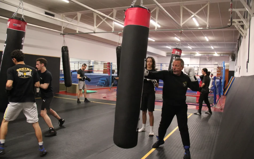 Position des pieds en boxe : technique et déplacements
